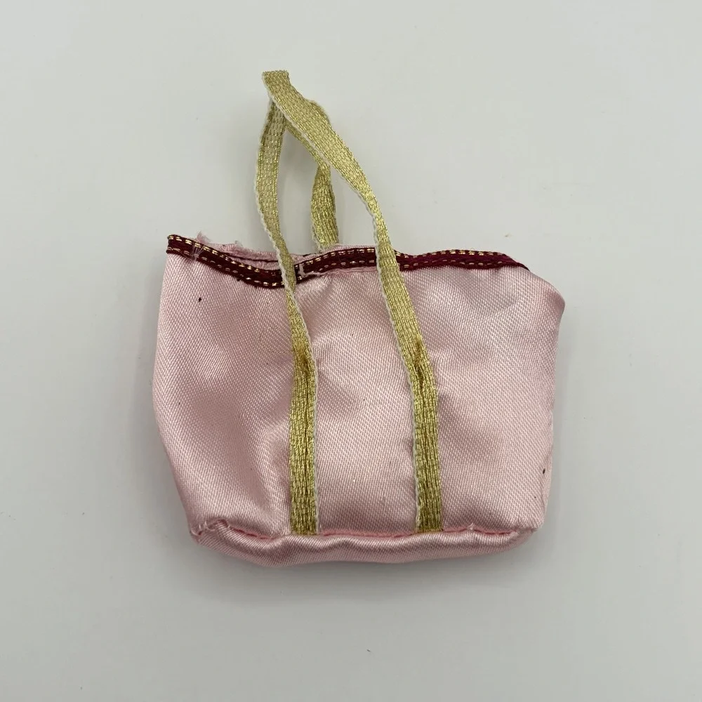 Bratz World Familiez Babysitter Cloe Replacement Purse‎ Only Accessory